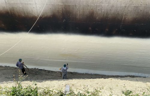 Resa Plastik üretim tesislerinde yapılan duvar perde izolasyon çalışmaları.