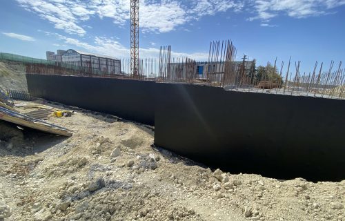 Resa Plastik üretim tesislerinde yapılan duvar perde izolasyon çalışmaları.