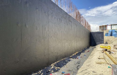 Resa Plastik üretim tesislerinde yapılan duvar perde izolasyon çalışmaları.