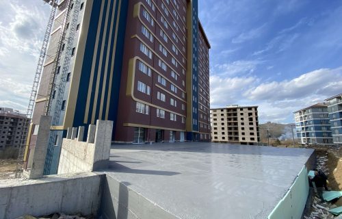 "Masar İnşaat projelerinde perde duvar izolasyonu ve sprey polyuera su izolasyon-geçirmezlik uygulamaları.