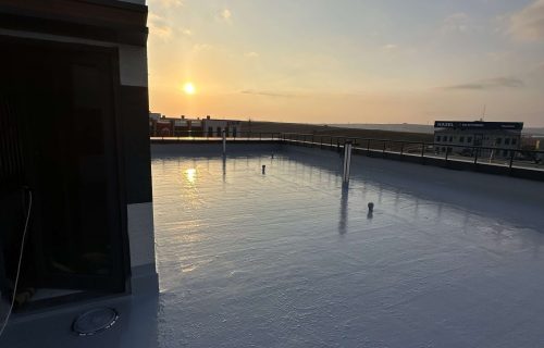 Adin Bant'da çatı su yalıtımı ve izolasyon çözümleri.