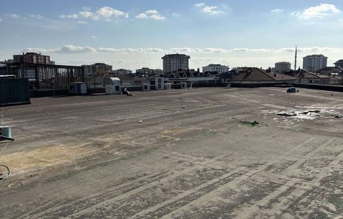 Çağrı Market şirketinde su yalıtımı ve çatı sprey polyurea kaplama çalışmaları.