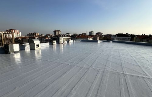 Çağrı Market şirketinde su yalıtımı ve çatı sprey polyurea kaplama çalışmaları.