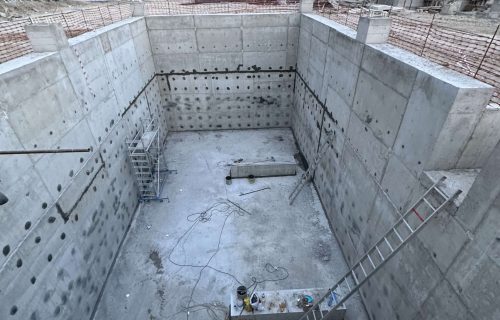 Yürek Polimer'de su deposuna uygulanan su yalıtımı ve izolasyon çözümleri.