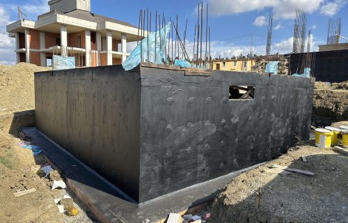 Küre İnşaat projelerinde temel izolasyonu ve su geçirmezlik dış mantolama izolasyon çözümleri.